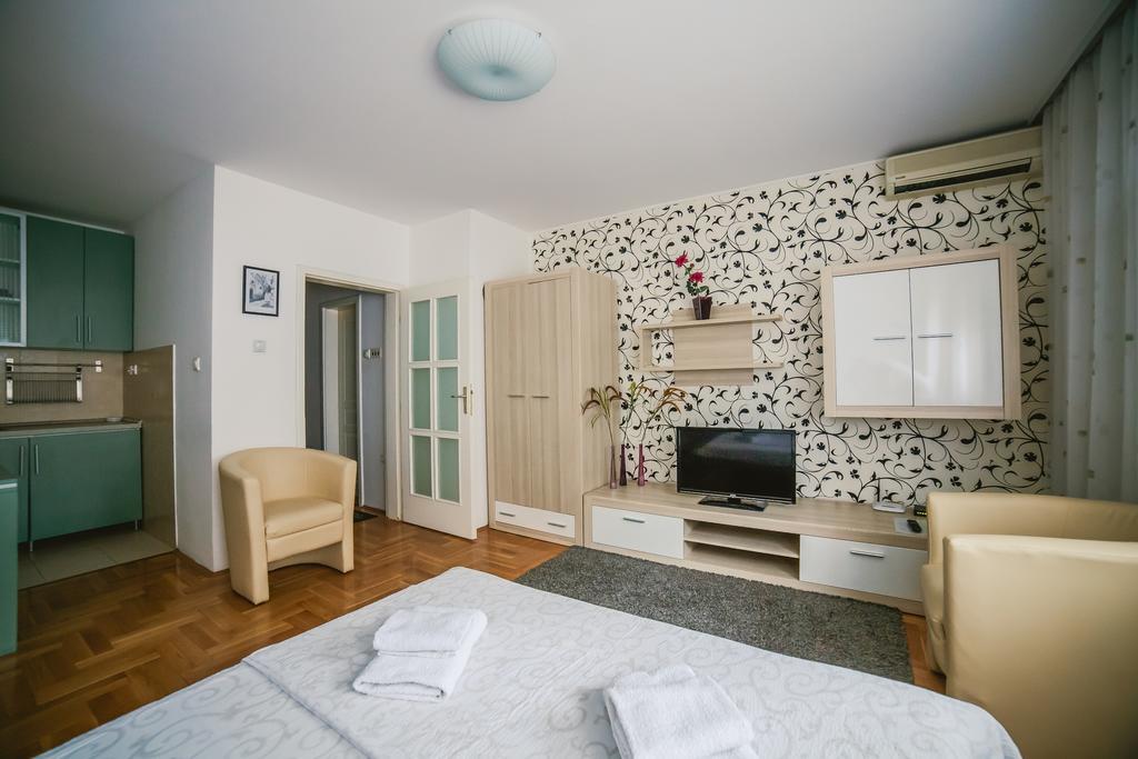 Apartment Stela เบลเกรด ภายนอก รูปภาพ