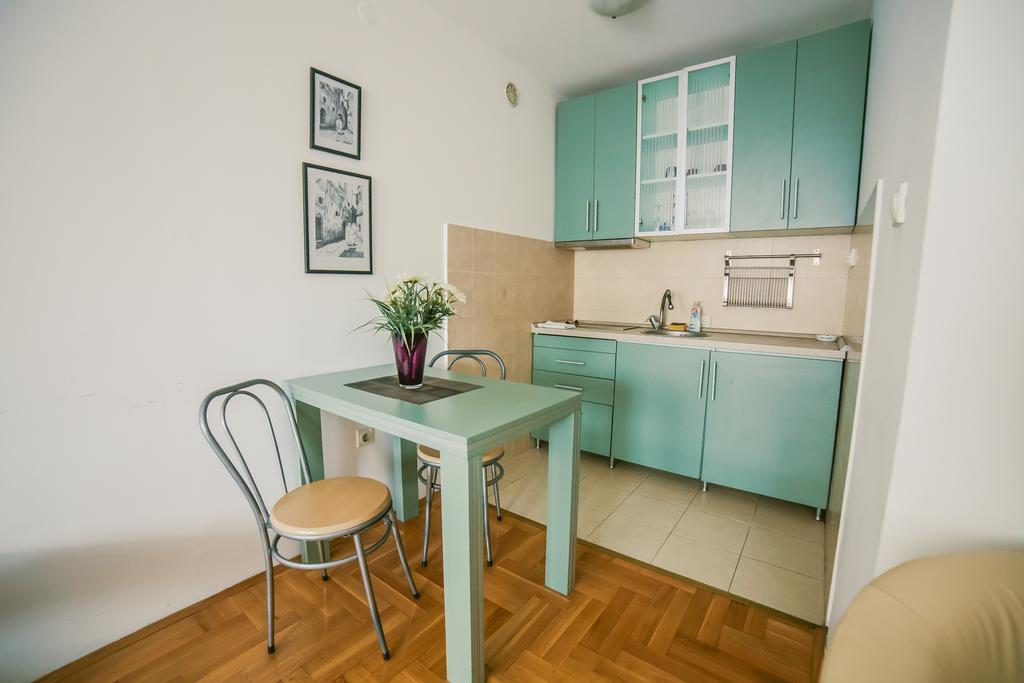 Apartment Stela เบลเกรด ภายนอก รูปภาพ
